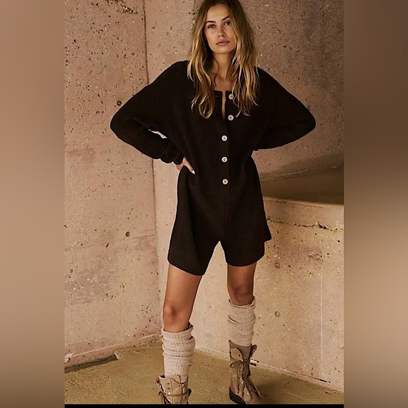 Free People Beau Sweater Romper in Rusted Coral. Size XS. NWOT - Picture 4 of 10